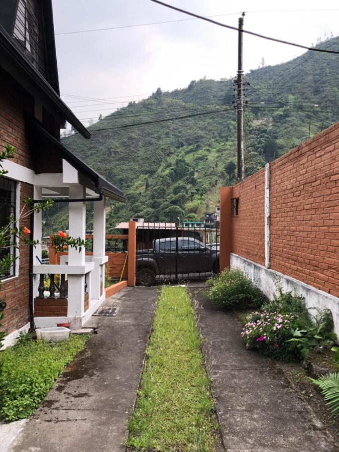Mountain Chalet - Tungurahua Hot Springs/Aguas Termales Baños Buitenkant foto